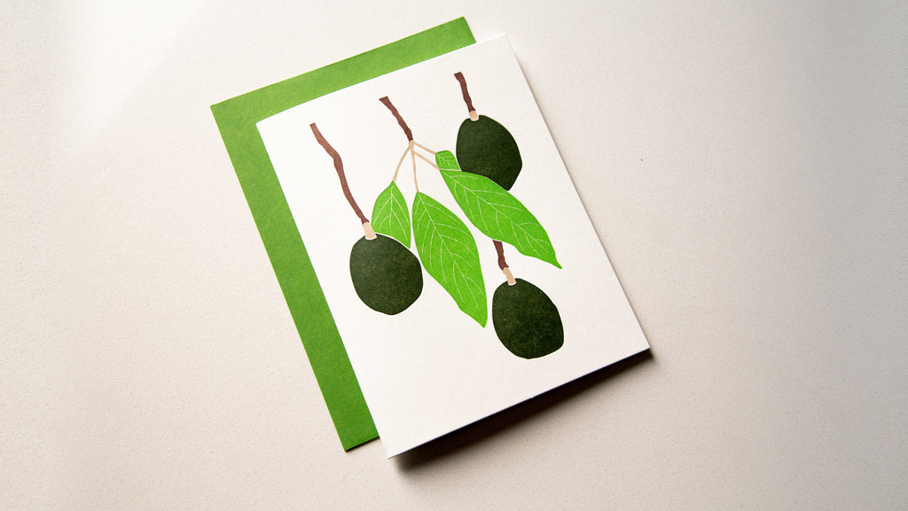 AVOCADO HANG OUT